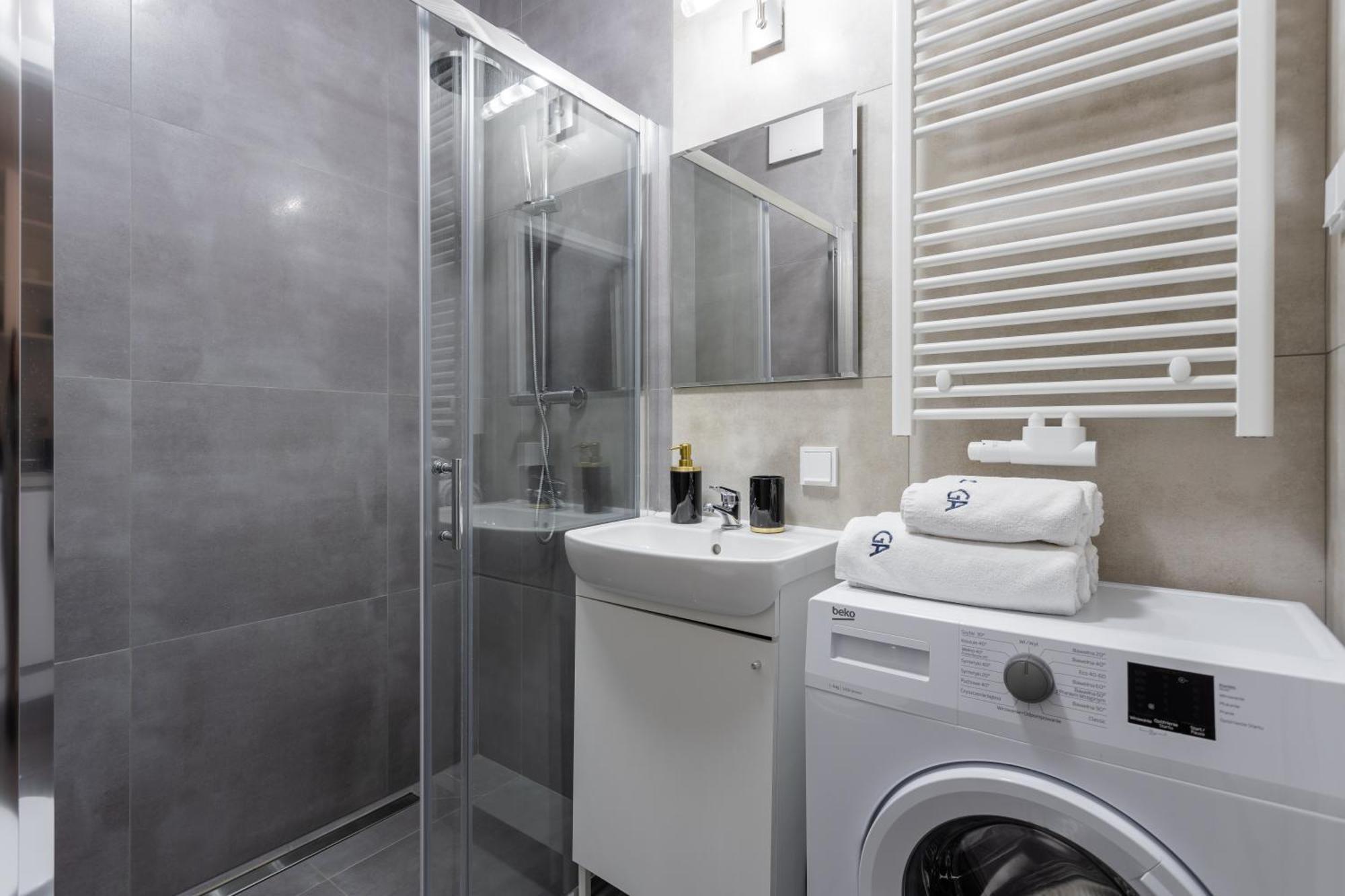Golden Apartments Warsaw - Bright And Modern Apartments -Premium Building In Top Location- Solidarnosci Dış mekan fotoğraf
