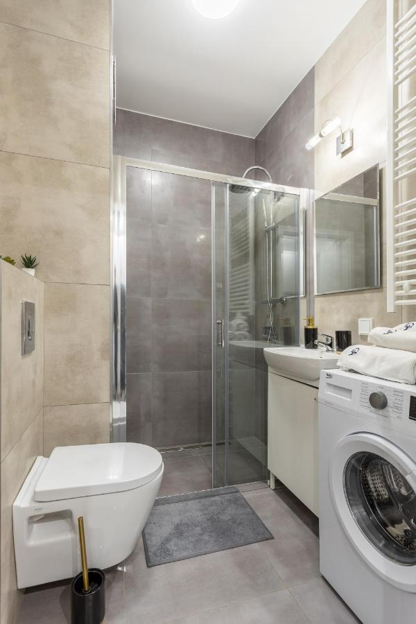 Golden Apartments Warsaw - Bright And Modern Apartments -Premium Building In Top Location- Solidarnosci Dış mekan fotoğraf